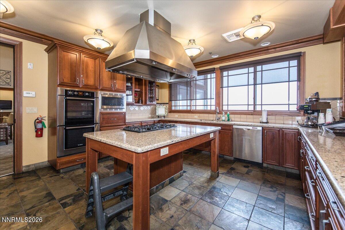 1697 Crescent Pointe Court Reno, NV 89523 - Photo 89 of 94 89-TwonCenterSommerset-121