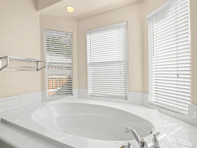 $530,000 | 2887 East Christopher Drive, Fresno, CA 93720