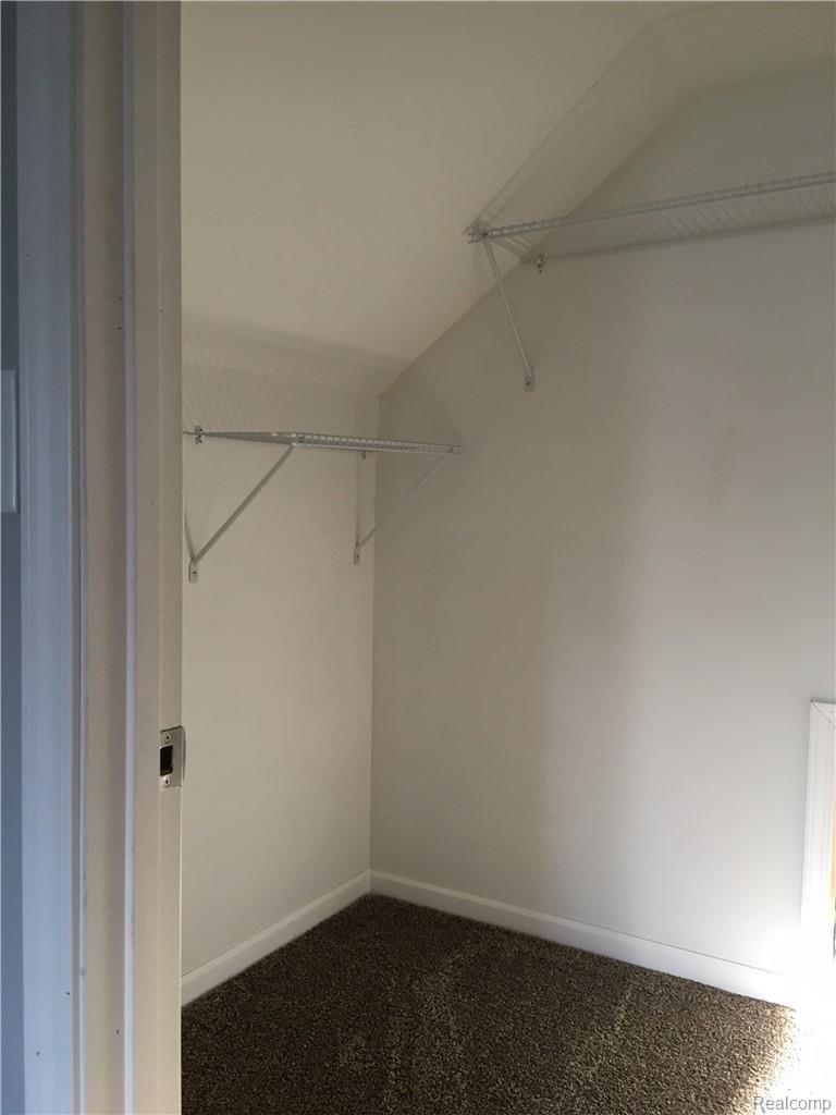 8144 Lansing Road Durand, MI 48429 - Photo 16 of 27 walk in closet.jpg