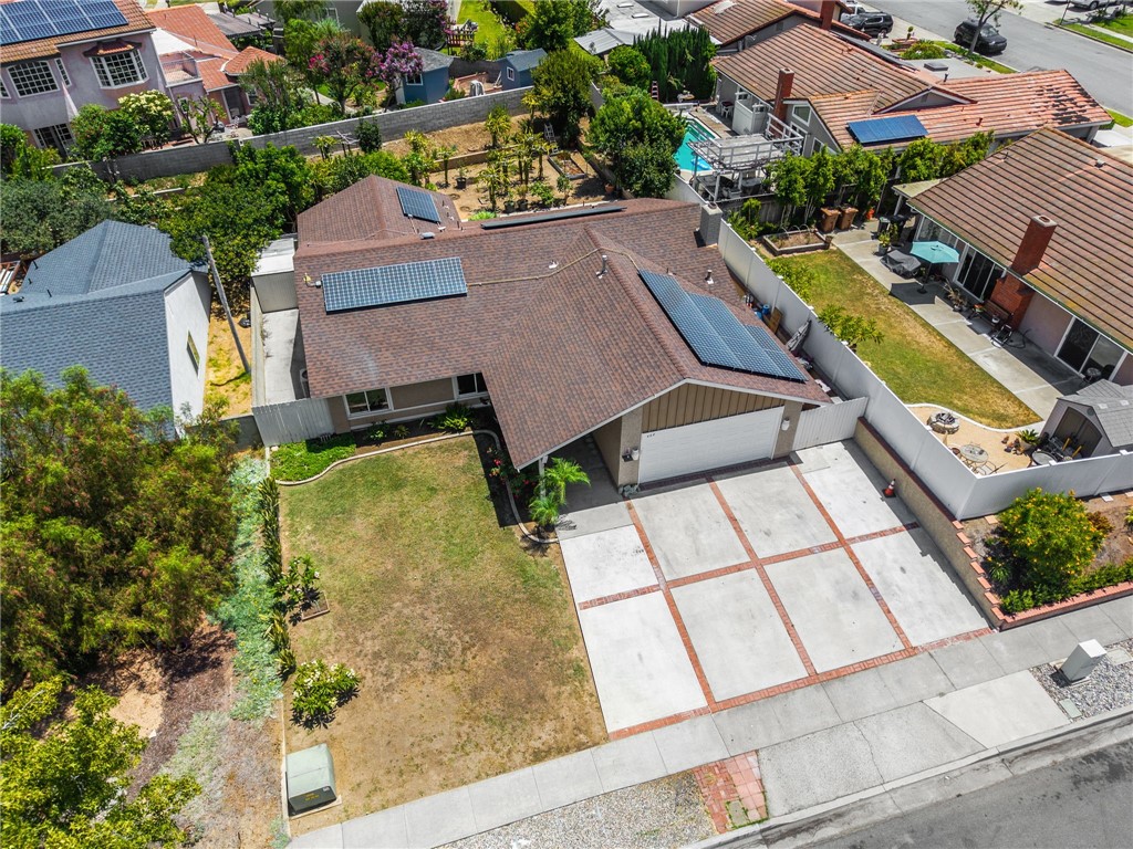 462 Castlegate Lane Brea, CA 92821 - Photo 34 of 43 35. Large property
