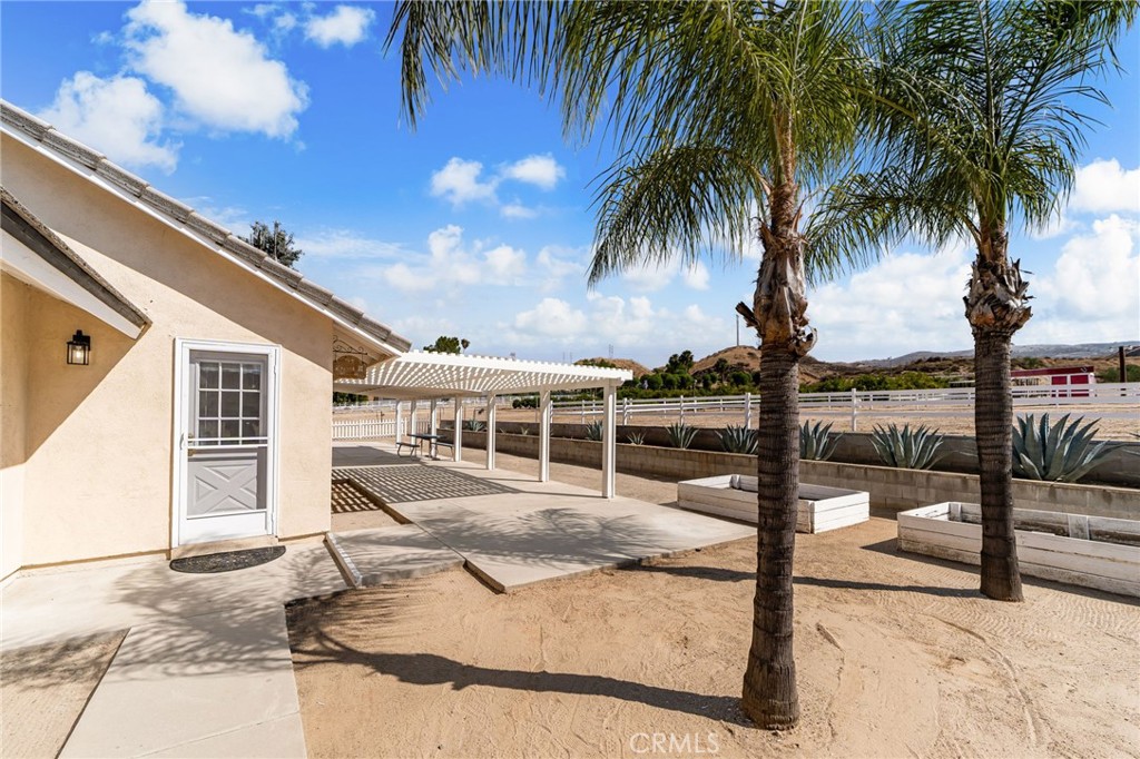 28442 San Timoteo Canyon Road Redlands, CA 92373 - Photo 35 of 77