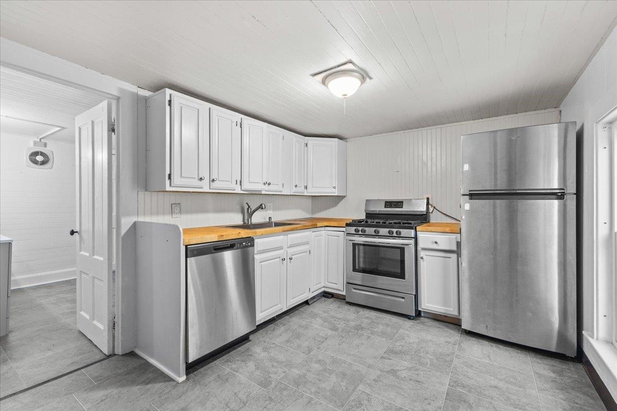 21 Hyde Street, Unit 2 Burlington, VT 05401 - Photo 24 of 31 Gallery Image 24