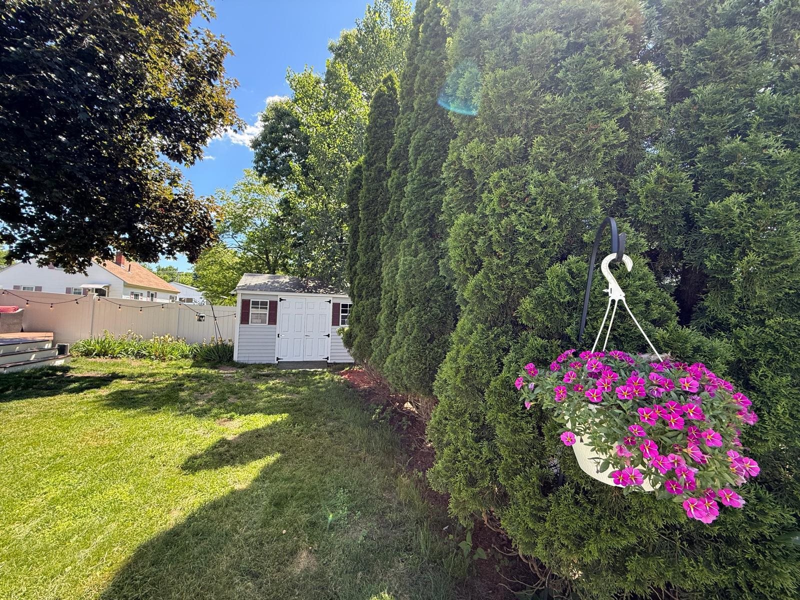 61 President Road Manchester, NH 03103 - Photo 6 of 50