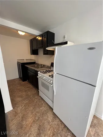 $895 | 1704 Fairfield Avenue, Unit 10, Las Vegas, NV 89102