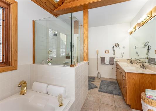 3 Heather Lane Clinton, IA 52732 - Photo 20 of 33