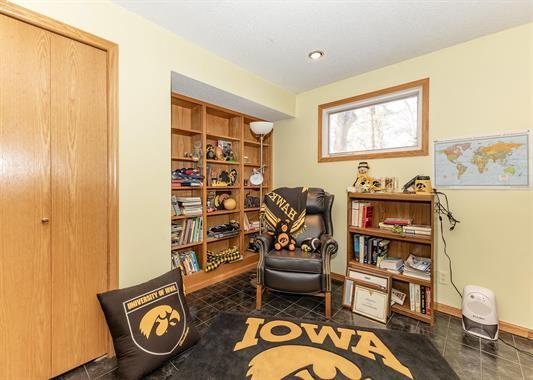 3 Heather Lane Clinton, IA 52732 - Photo 25 of 33