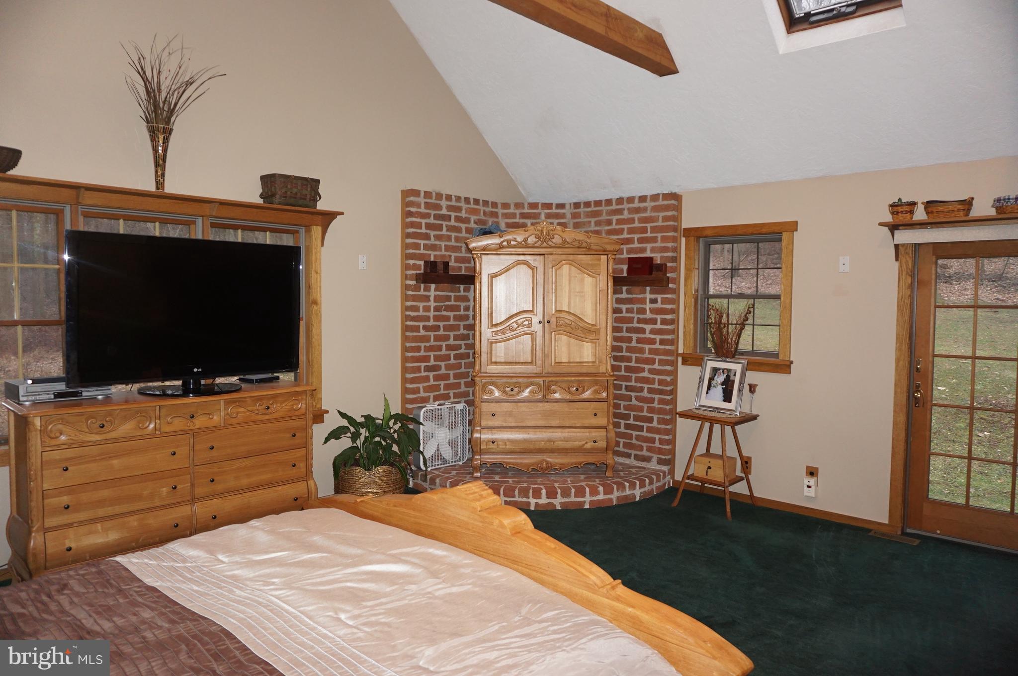 5800 Crone Road Dover, PA 17315 - Photo 14 of 31 Gallery Image 14