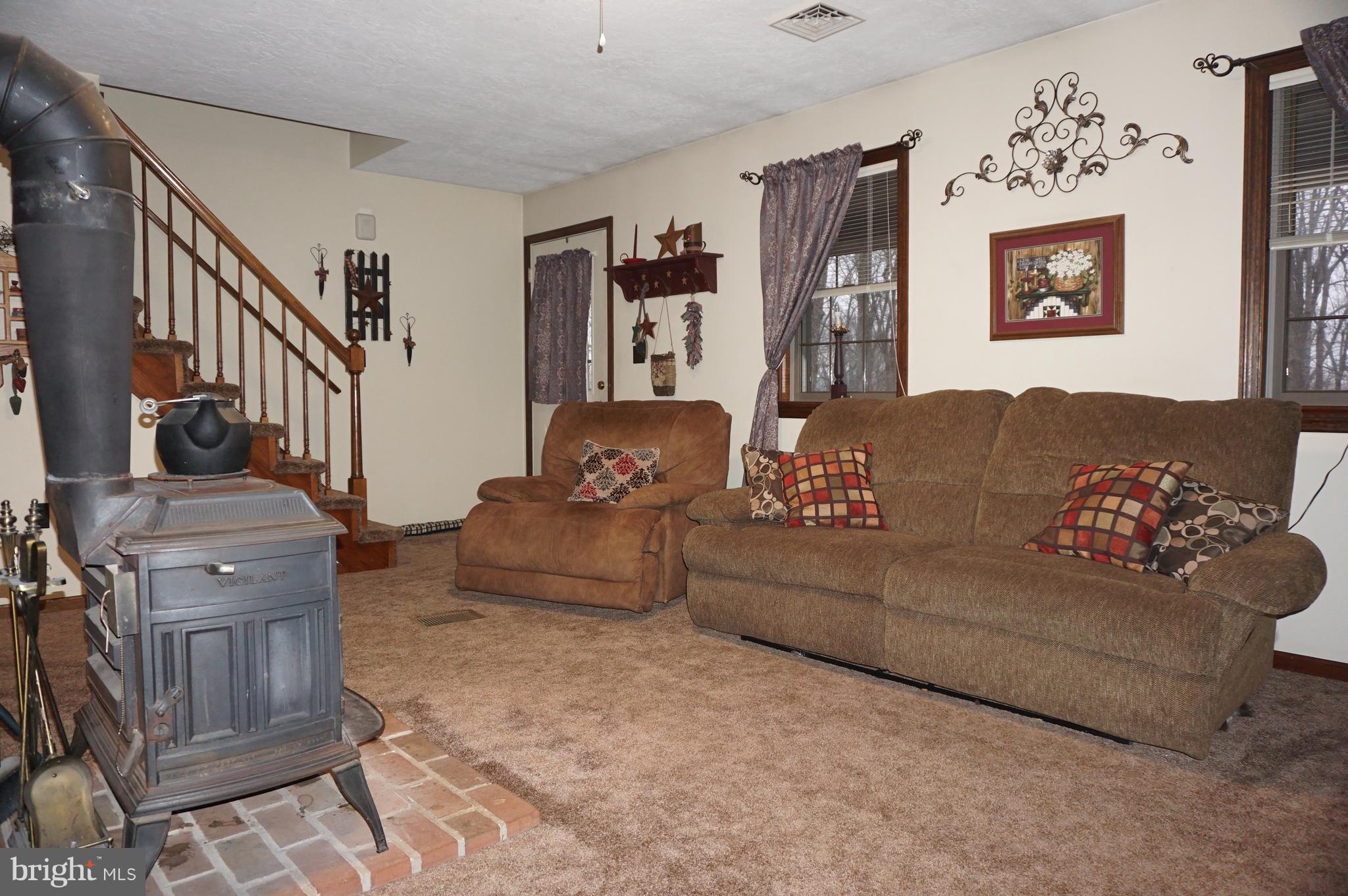 5800 Crone Road Dover, PA 17315 - Photo 7 of 31 Gallery Image 7