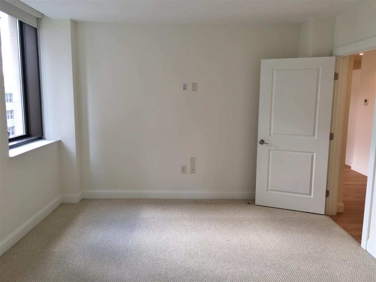 875 Elm Street, Unit 303 Manchester, NH 03101 - Photo 23 of 36