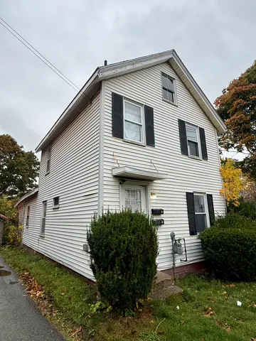$180,000 | 387 Broadway, Bangor, ME 04401