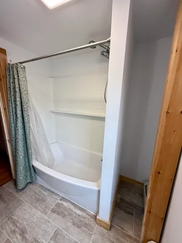 $180,000 | 387 Broadway, Bangor, ME 04401