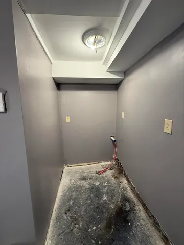 $180,000 | 387 Broadway, Bangor, ME 04401