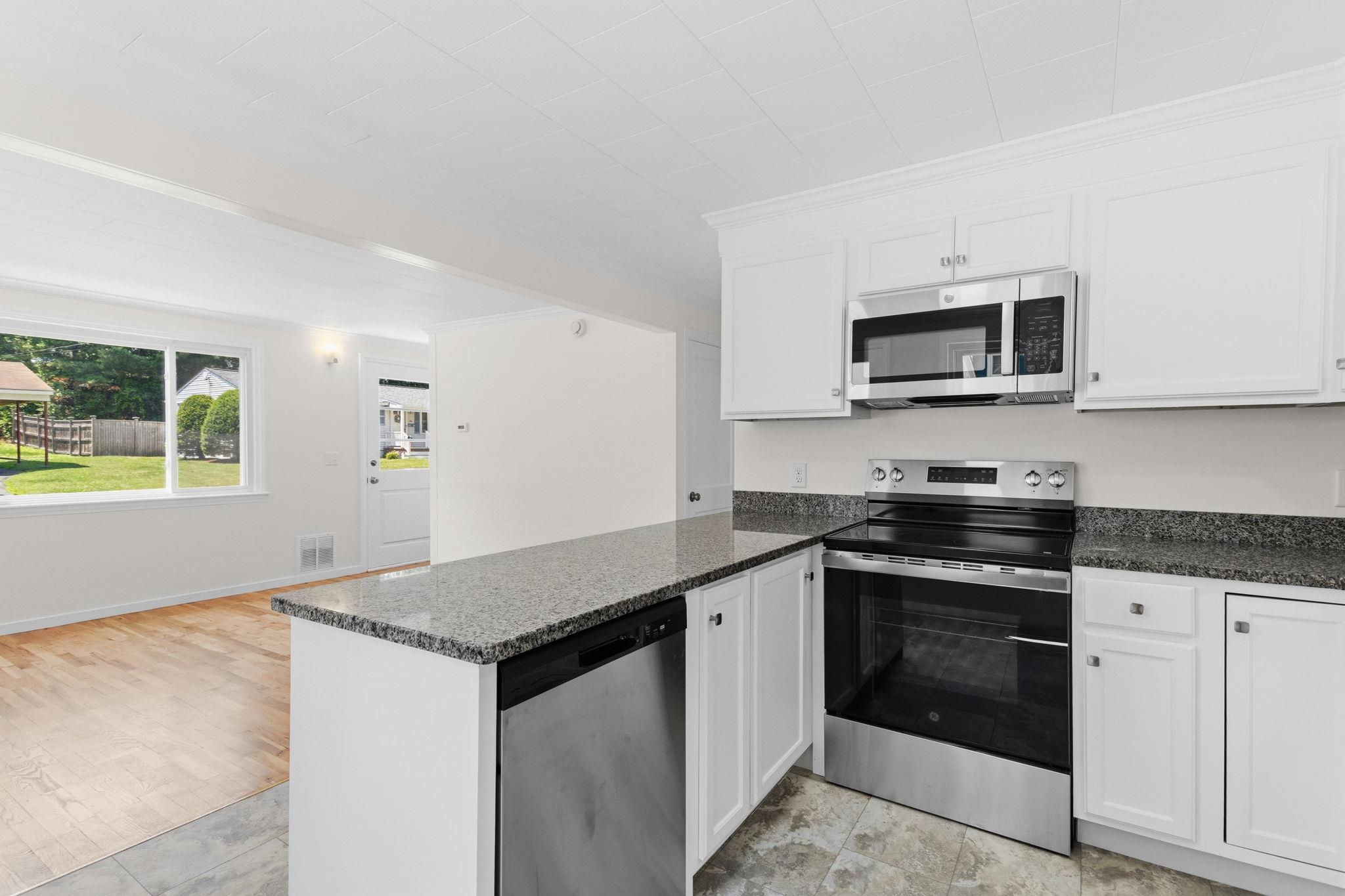 87 St Marie Street Manchester, NH 03102 - Photo 18 of 50