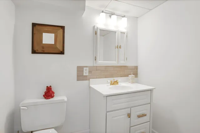 $469,900 | 8612 Jefferson Avenue, Munster, IN 46321