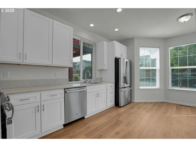 $489,900 | 20669 Southwest Skiver Street, Beaverton, OR 97078