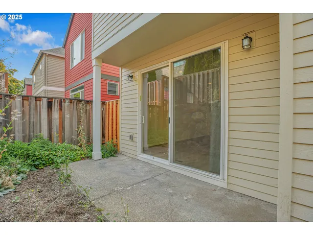 $489,900 | 20669 Southwest Skiver Street, Beaverton, OR 97078