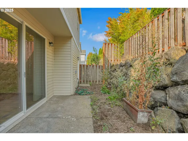 $489,900 | 20669 Southwest Skiver Street, Beaverton, OR 97078
