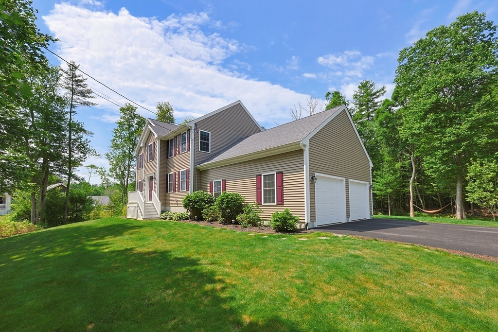 5 County Street Berkley, MA 02779 - Photo 2 of 40
