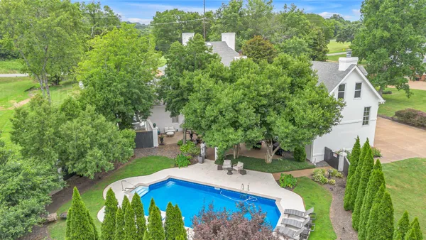$2,499,000 | 2411 Old Hickory Boulevard, Nashville, TN 37221