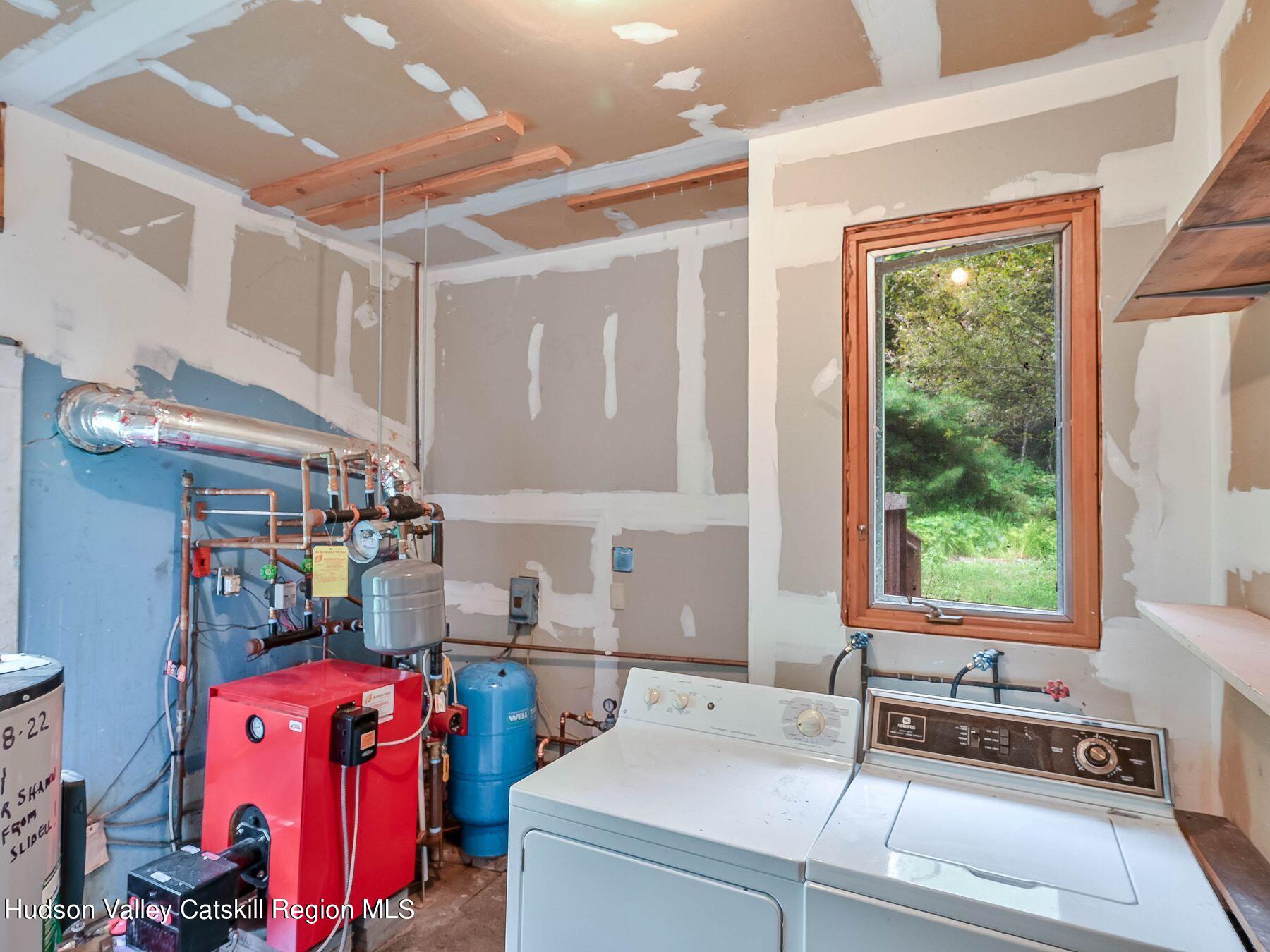 228 Plutarch Road Highland, NY 12528 - Photo 21 of 40 photo_online_021