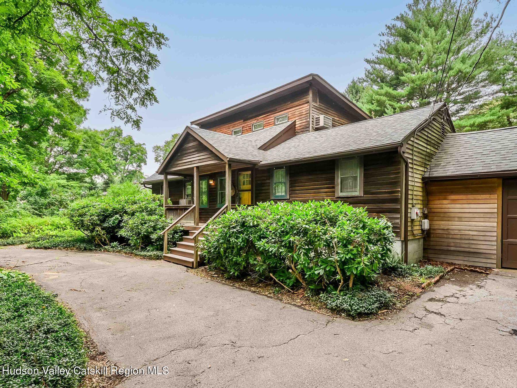 228 Plutarch Road Highland, NY 12528 - Photo 4 of 40 photo_online_004