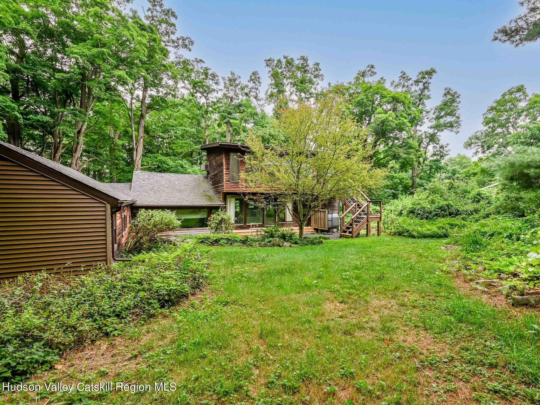 228 Plutarch Road Highland, NY 12528 - Photo 7 of 40 photo_online_007