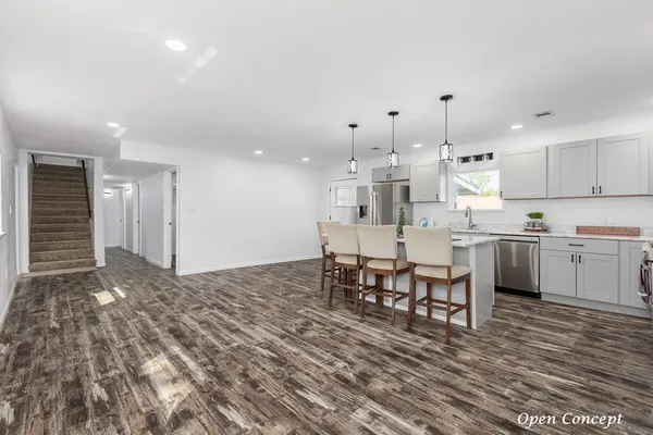 $379,000 | 195 Lakeside Drive, Zavalla, TX 75980