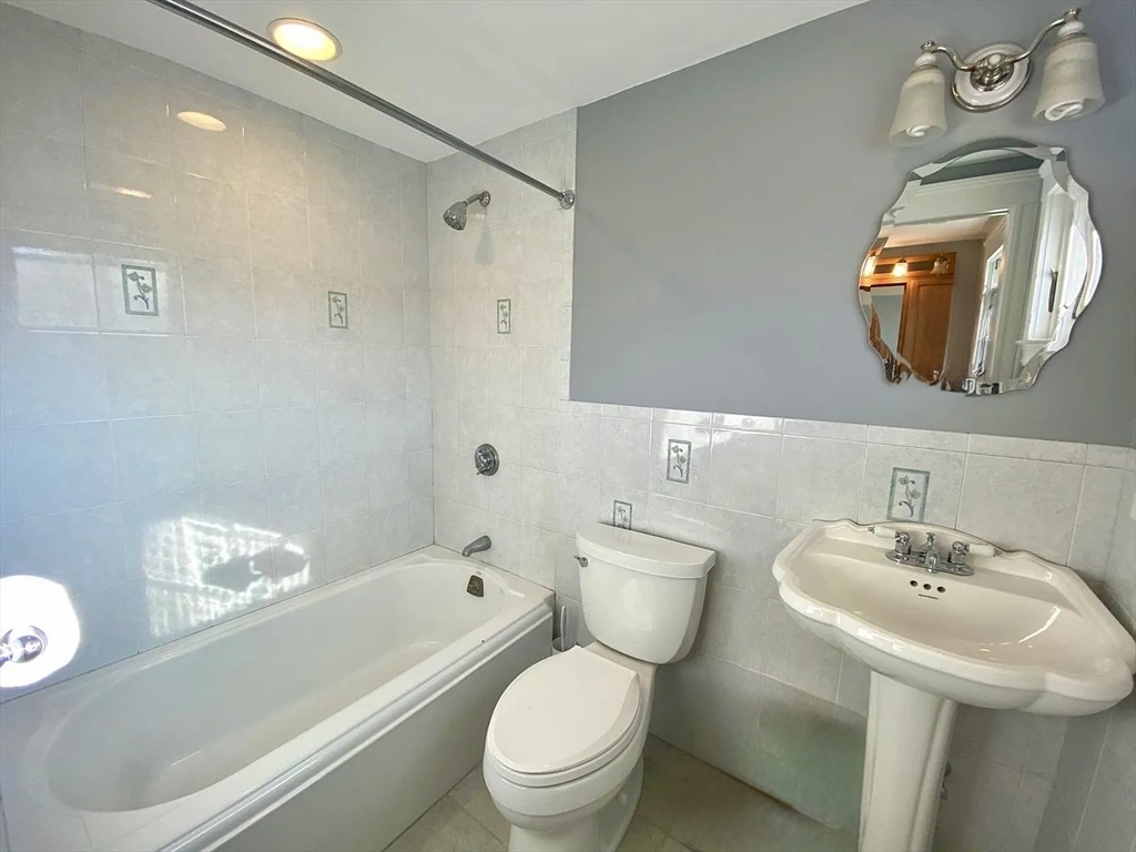 6 Dalton Road, Unit 6 Belmont, MA 02478 - Photo 18 of 21
