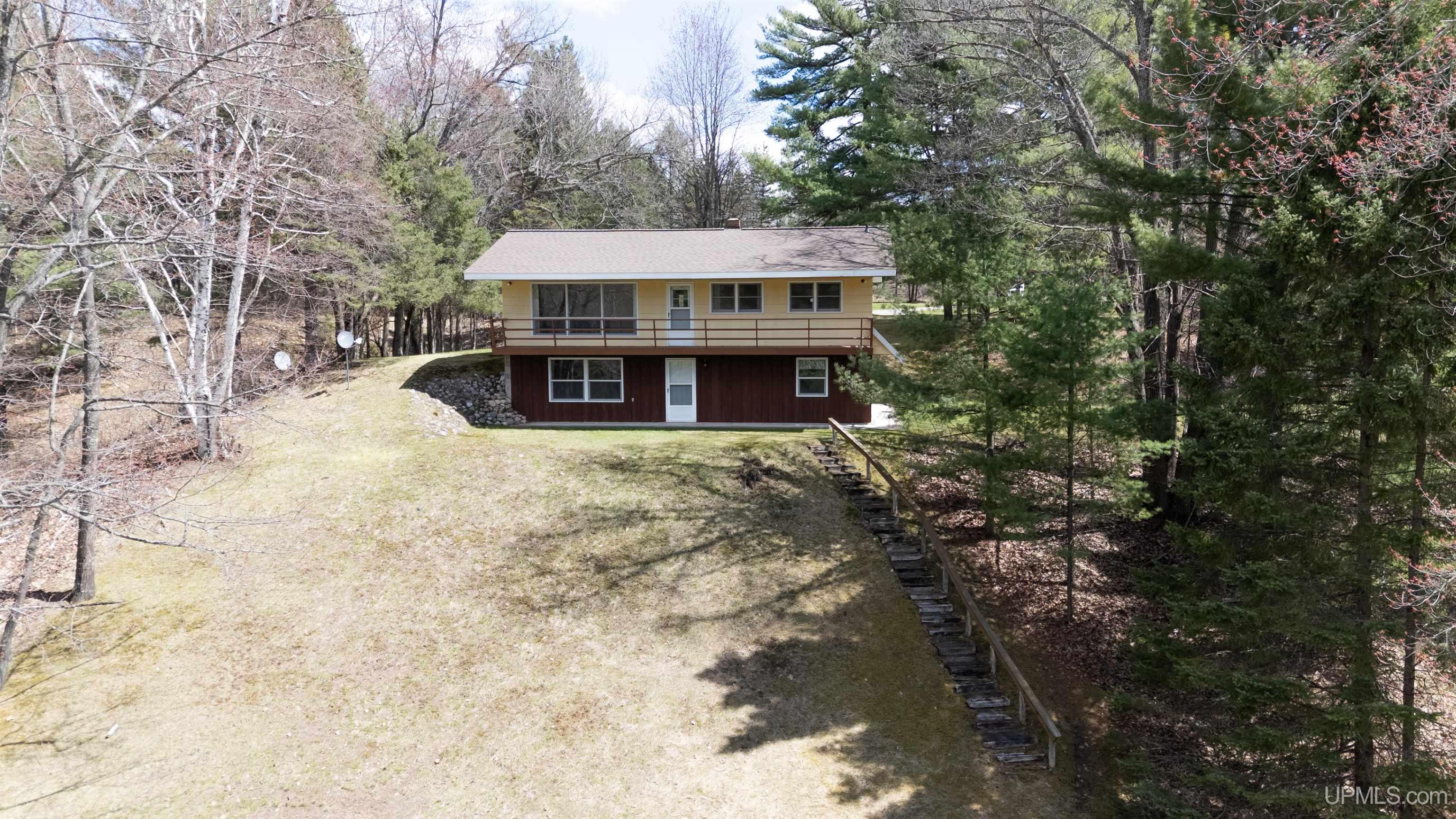 595 North Riverhills Road Kingsford, MI 49802 - Photo 22 of 28