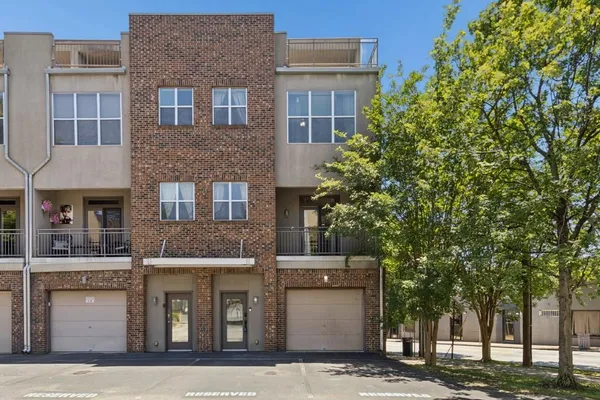 $2,685 | 238 Walker Street Southwest, Unit 37, Atlanta, GA 30313