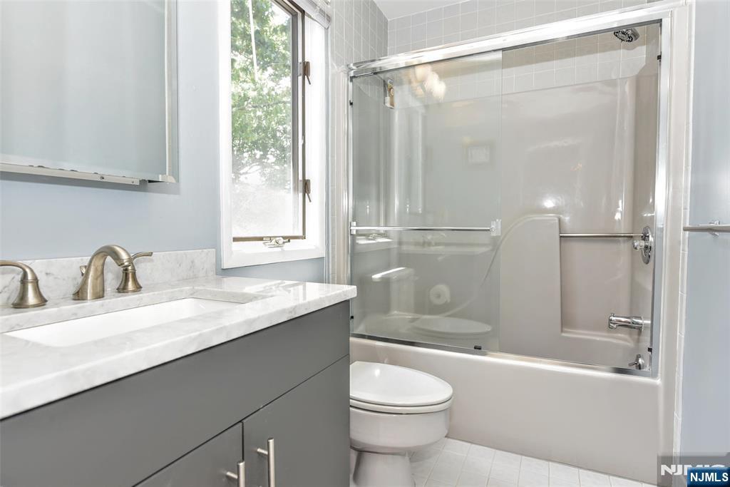 143 Fisher Road Mahwah, NJ 07430 - Photo 26 of 50