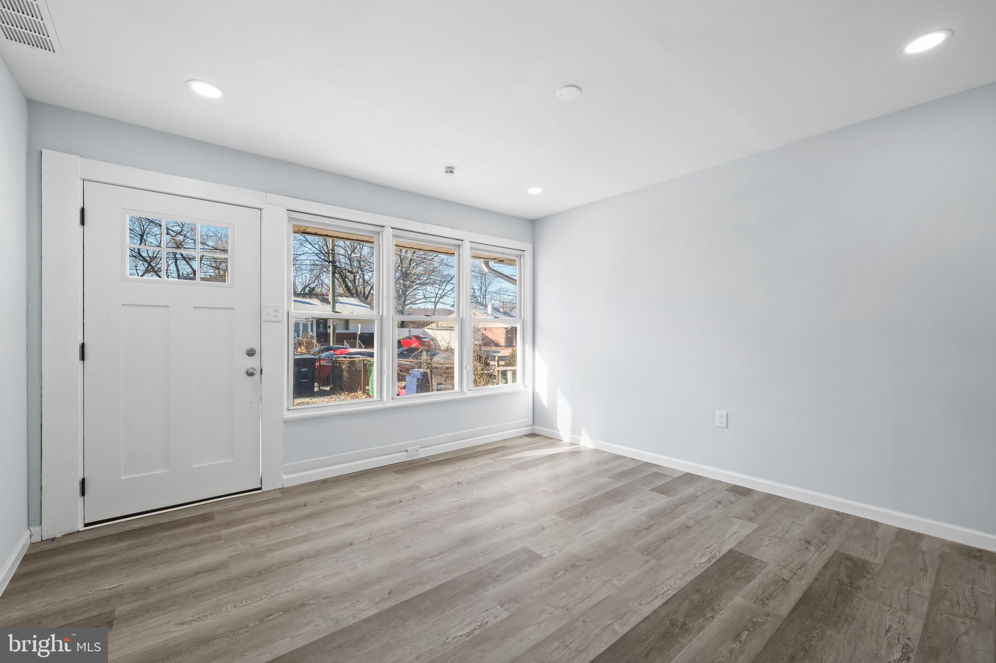 7708 Bender Road Landover, MD 20785 - Photo 7 of 30