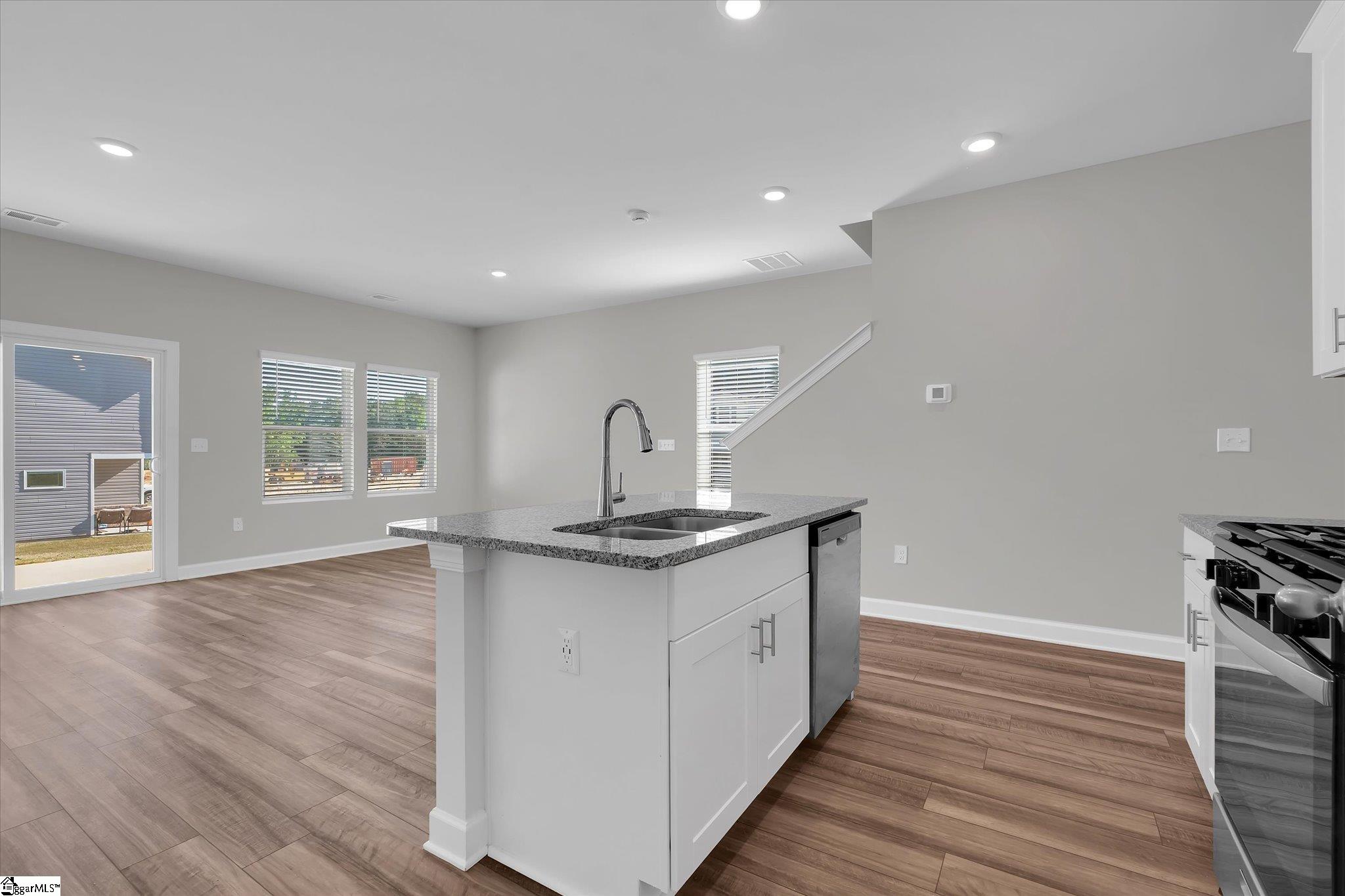 100 Tramore Lane Fountain Inn, SC 29644 - Photo 10 of 28