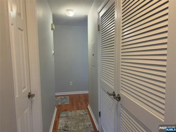 $2,585 | 2308 Hemingway Lane, Unit 2308, Mahwah, NJ 07430