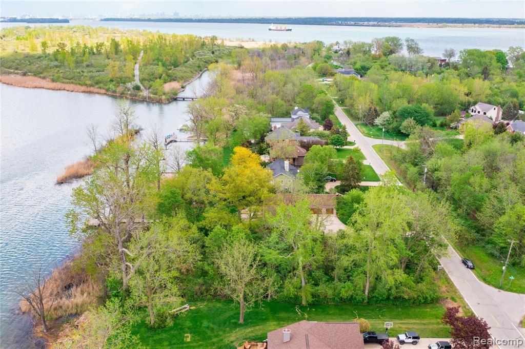 Vacant Meridian Road Grosse Ile, MI 48138 - Photo 4 of 12 Gallery Image 4