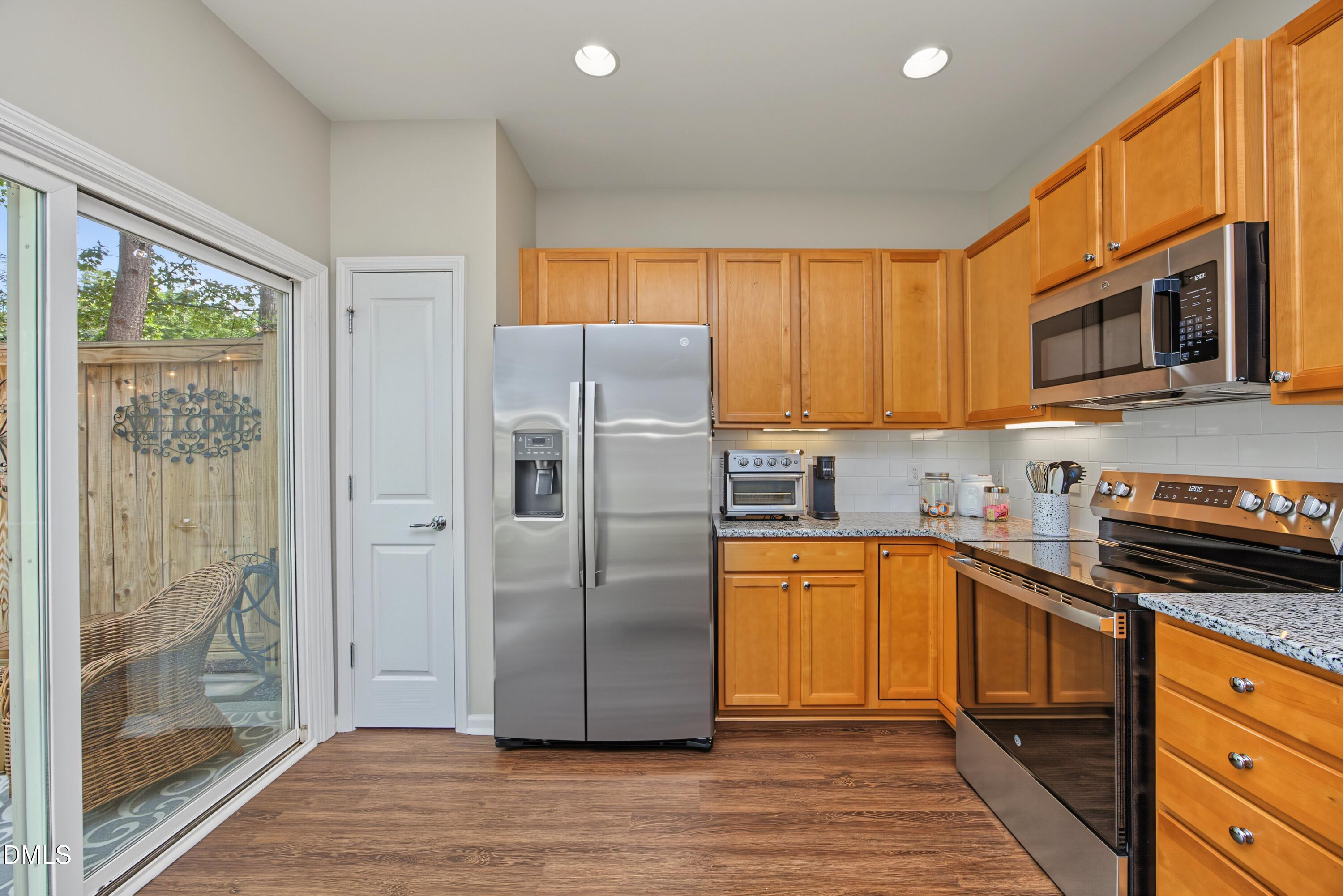 8618 Redcrest Place Raleigh, NC 27617 - Photo 11 of 30 Kitchen