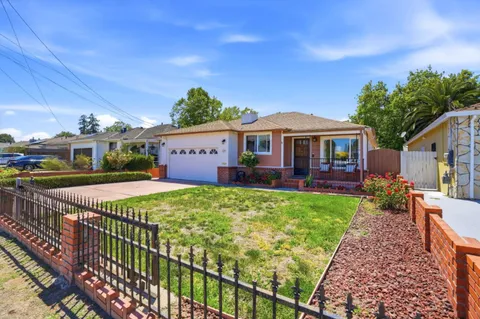 $975,000 | 439 Wisteria Drive, East Palo Alto, CA 94303