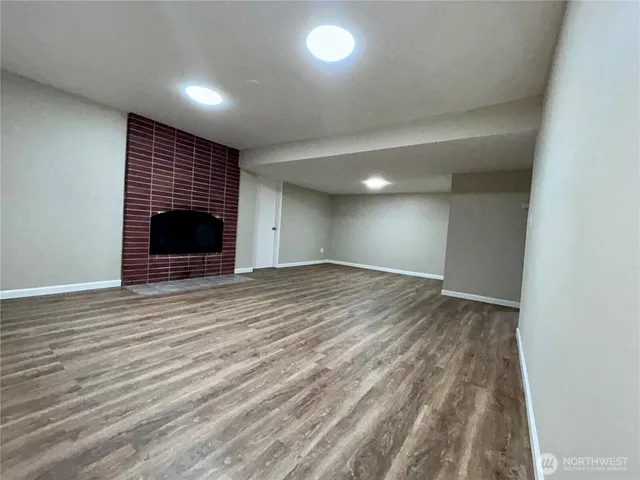 $1,015,000 | 19221 100th Avenue Northeast, Bothell, WA 98011