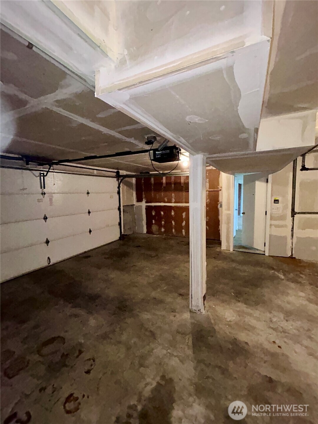 19221 100th Avenue Northeast Bothell, WA 98011 - Photo 21 of 28