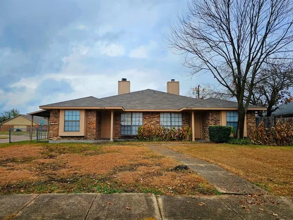 $1,900 | 2509 Stanford Street, Unit A, Rowlett, TX 75088