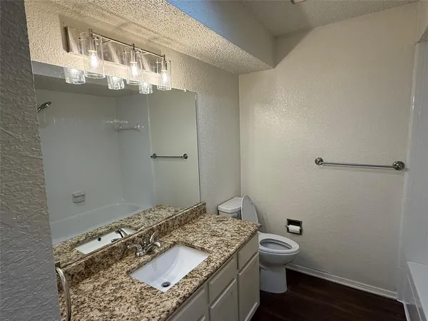 $1,900 | 2509 Stanford Street, Unit A, Rowlett, TX 75088