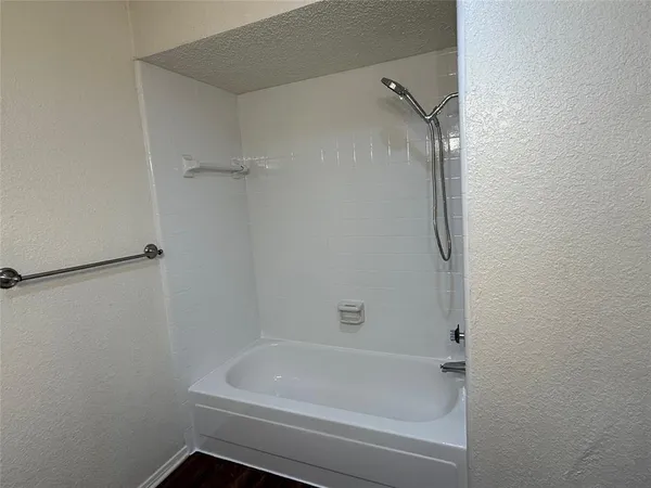 $1,900 | 2509 Stanford Street, Unit A, Rowlett, TX 75088