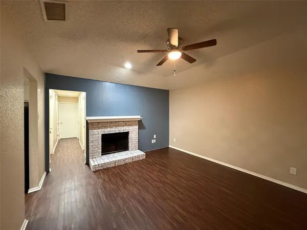 $1,900 | 2509 Stanford Street, Unit A, Rowlett, TX 75088