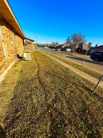 $1,900 | 2509 Stanford Street, Unit A, Rowlett, TX 75088