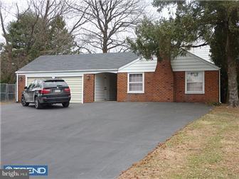 446 Leonard Road Huntingdon Valley, PA 19006 - Photo 2 of 9 Gallery Image 2