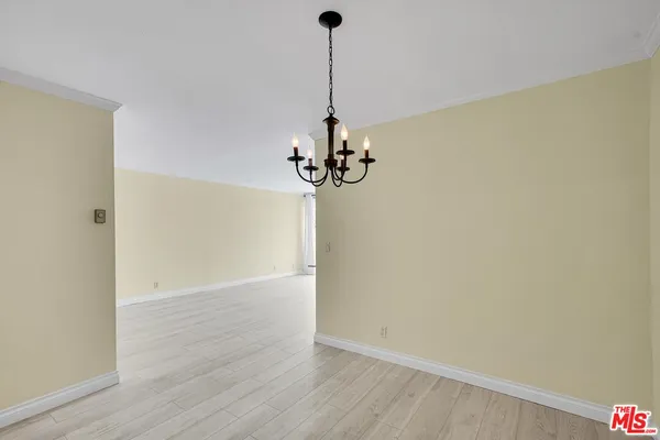 $649,000 | 11645 Montana Avenue, Unit 323, Los Angeles, CA 90049
