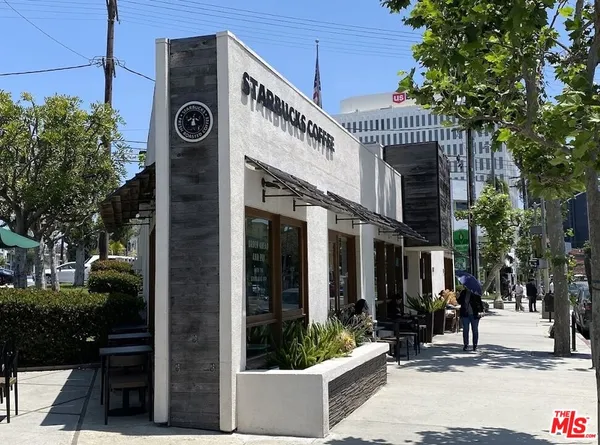 $649,000 | 11645 Montana Avenue, Unit 323, Los Angeles, CA 90049