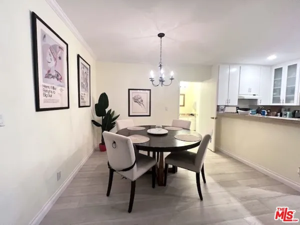 $649,000 | 11645 Montana Avenue, Unit 323, Los Angeles, CA 90049