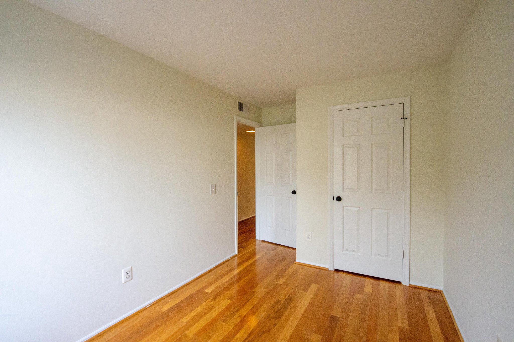 120 Fort Evans Road Southeast, Unit C Leesburg, VA 20175 - Photo 21 of 23 Bedroom 2