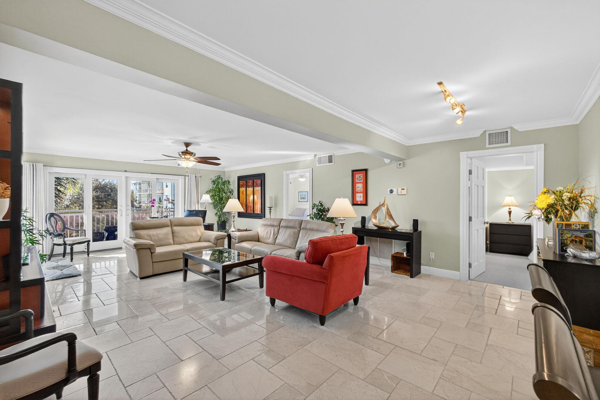 129 South Golfview Road, Unit 7 Lake Worth Beach, FL 33460 - Photo 14 of 79 17-web-or-mls-5D1A7715